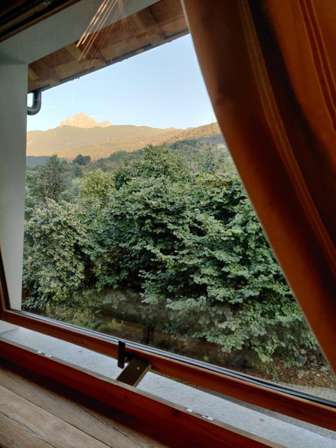 Ferienwohnung Au Fond Du Bourg Aosta Exterior foto
