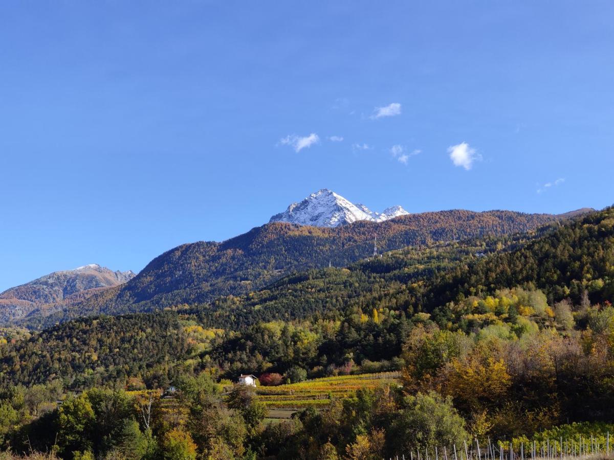 Ferienwohnung Au Fond Du Bourg Aosta Exterior foto