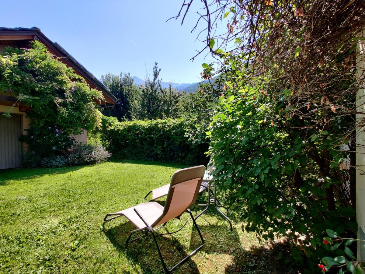 Ferienwohnung Au Fond Du Bourg Aosta Exterior foto